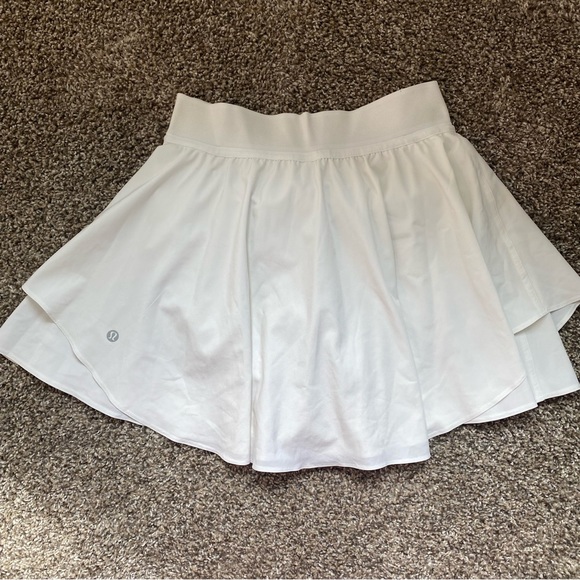 Lululemon Court Rival High Rise Skirt / Skort Long EUC - Picture 3 of 5